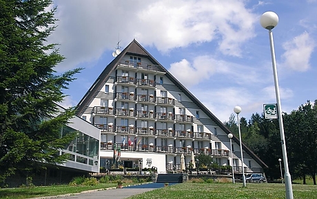 Hotel SKI